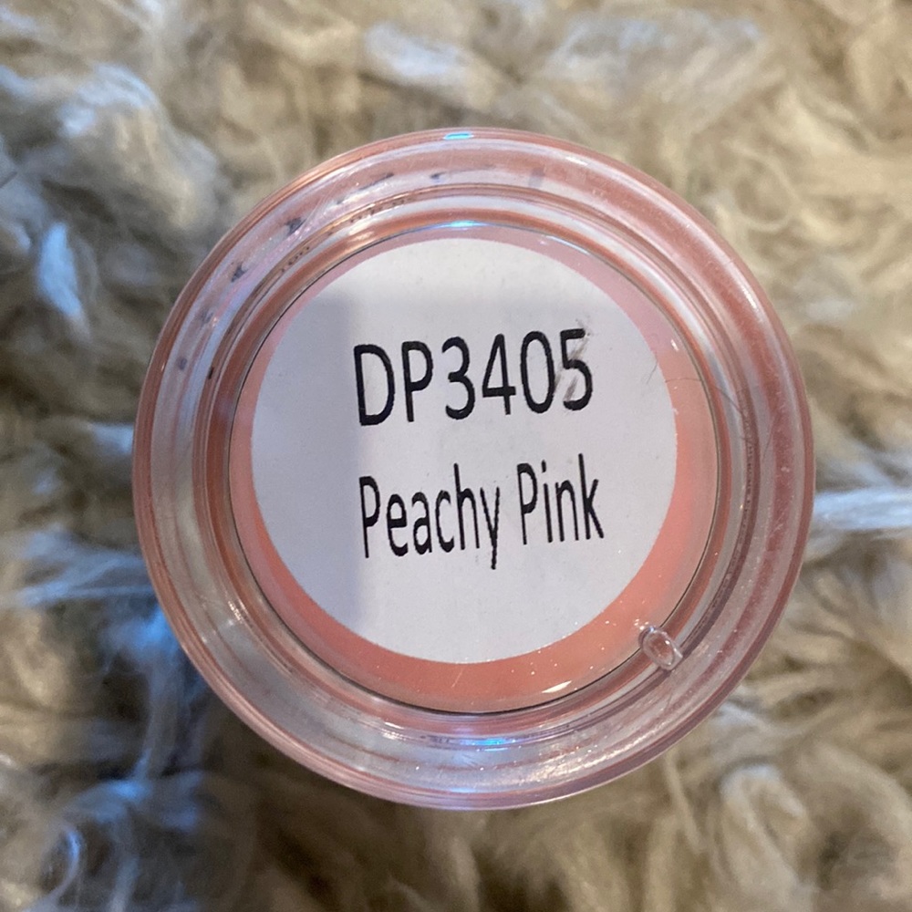 Peachy pink dip powder